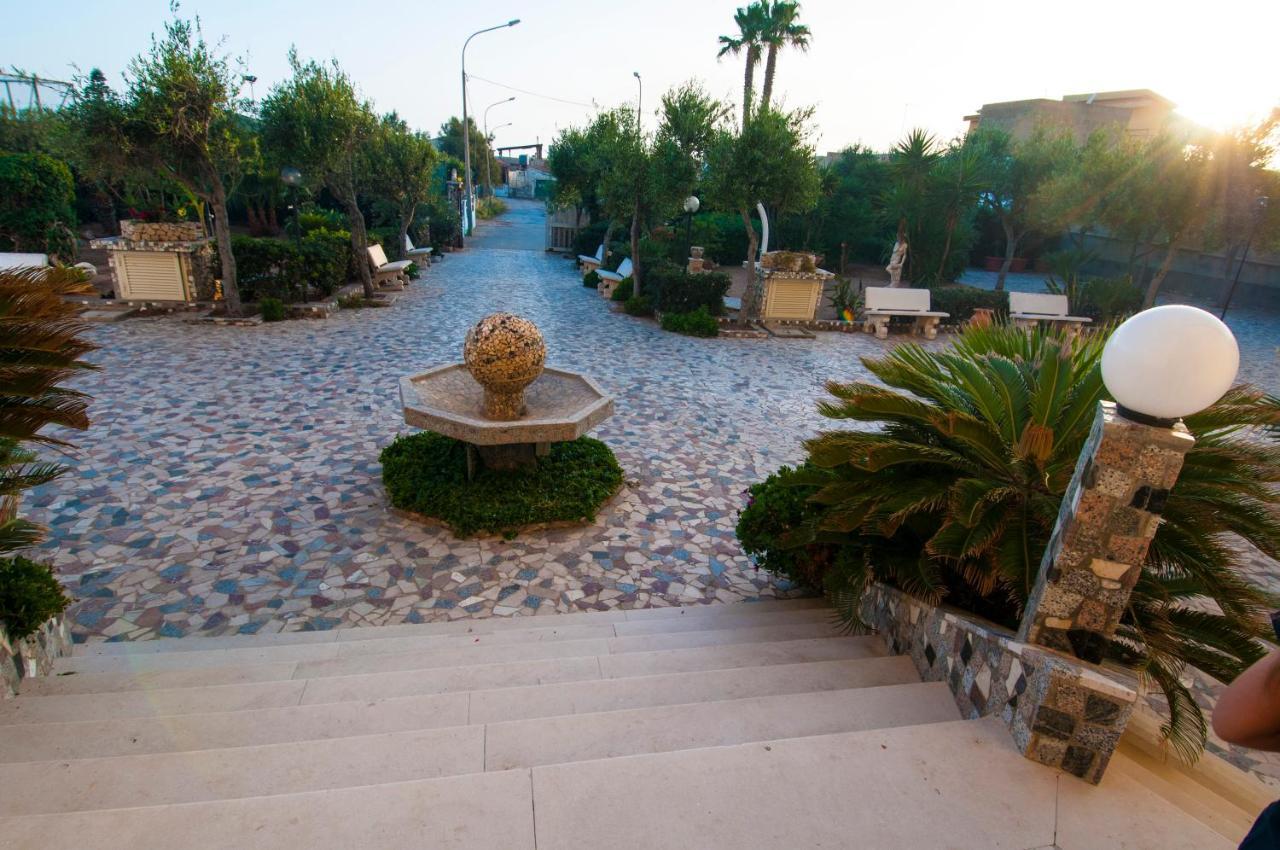Residence Sicilia Mare- Casa Vacanza Scoglitti Exterior foto