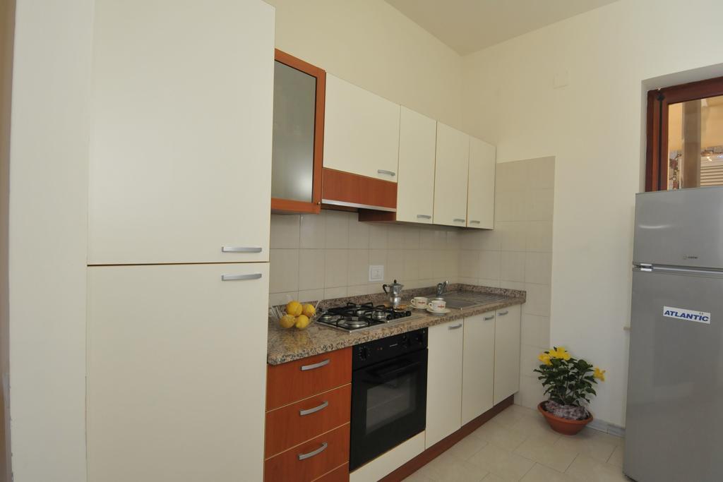 Residence Sicilia Mare- Casa Vacanza Scoglitti Exterior foto
