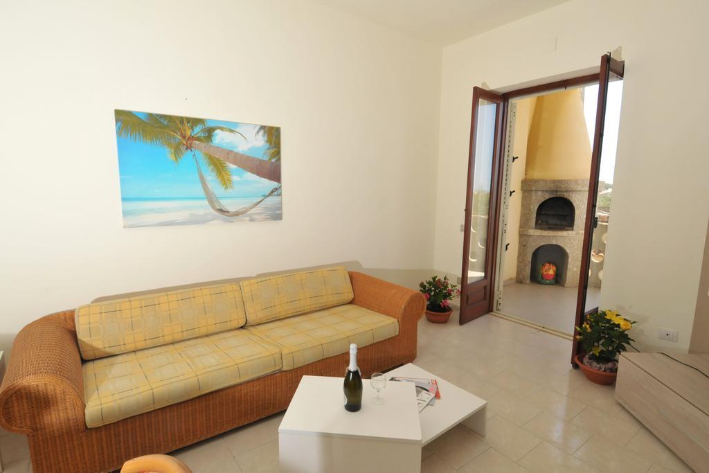 Residence Sicilia Mare- Casa Vacanza Scoglitti Exterior foto